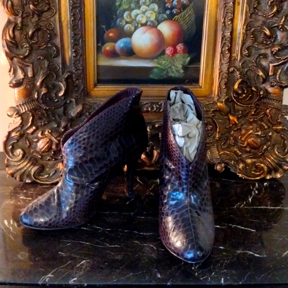 Vince Camuto Booties